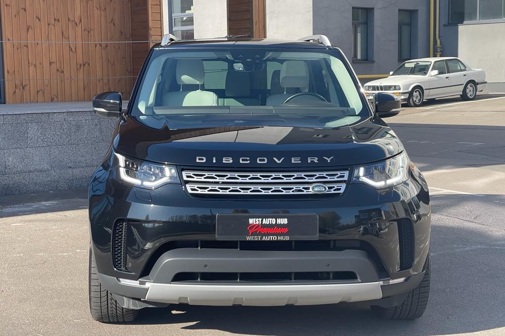 Land Rover Discovery HSE 3.0TDi 2018 фото 2