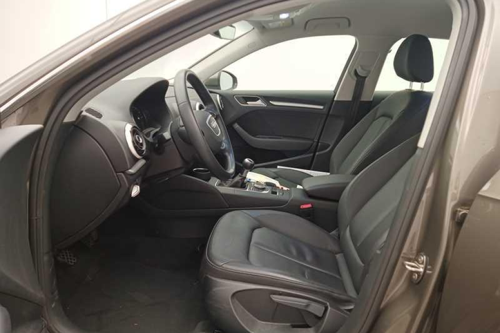 Audi A3 Sportback 2016 фото 6