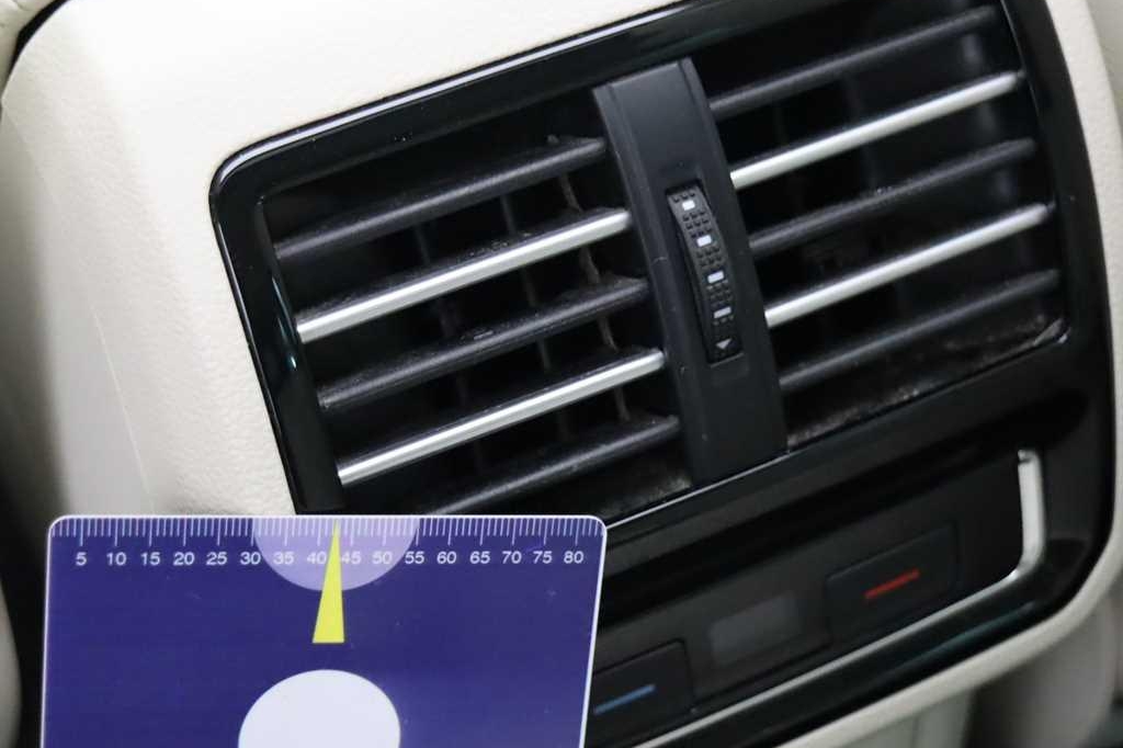 Volkswagen Passat Variant 2017 photo 12