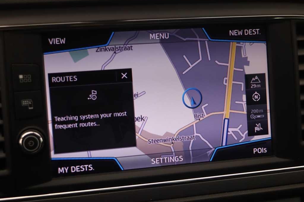 SEAT Leon 2017 photo 7