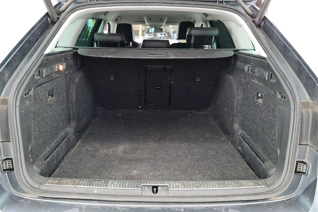 Skoda Superb Combi 2017 photo 5