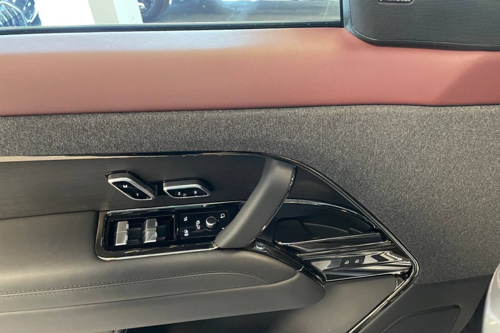 Land Rover Range Rover Sport 2023 photo 7