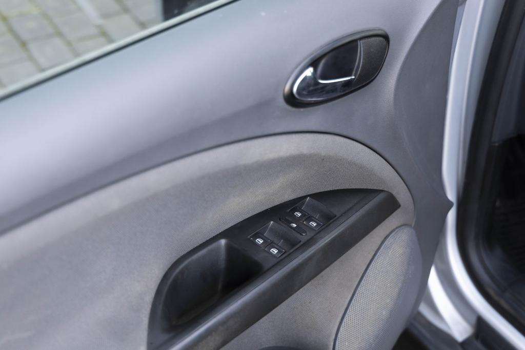 SEAT Toledo 2006 photo 10