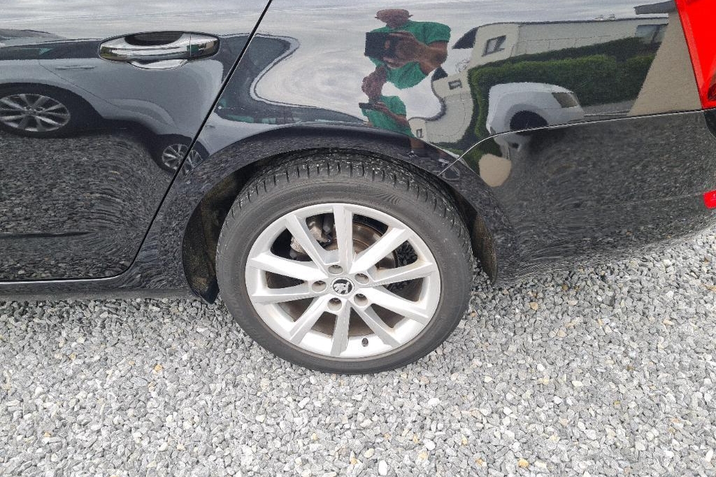 Skoda Octavia Combi 2017 photo 41