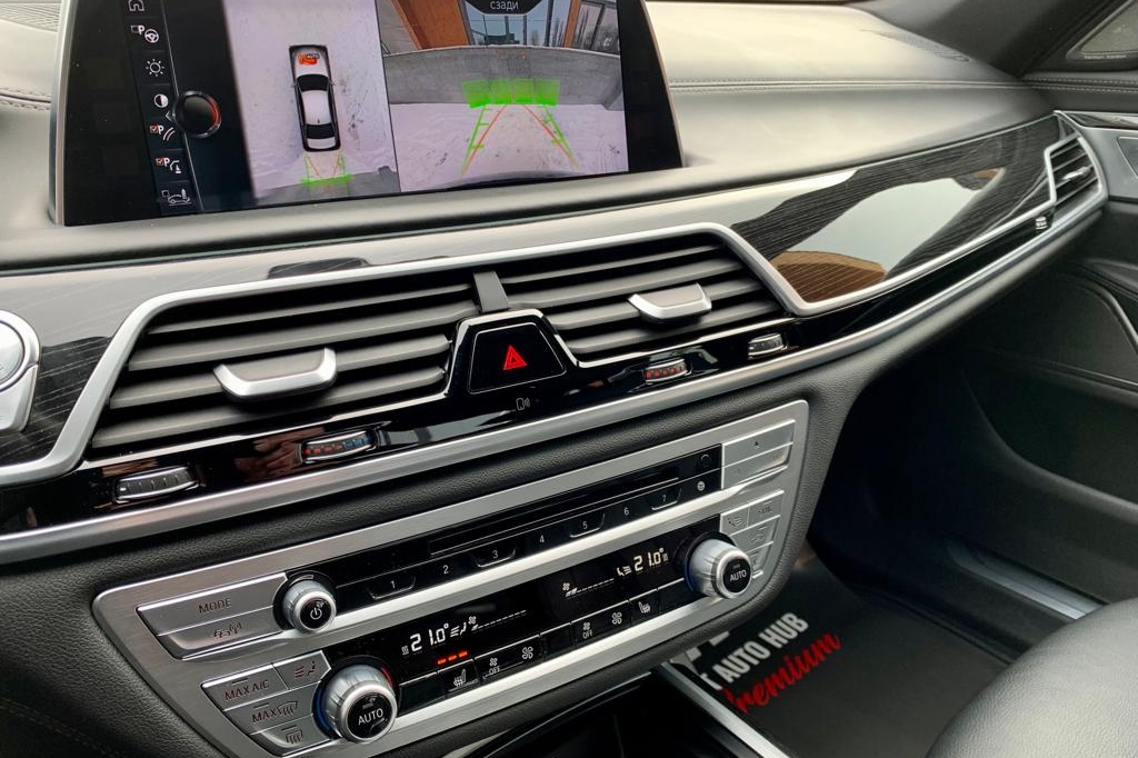 BMW 730 xDrive 2016 фото 18