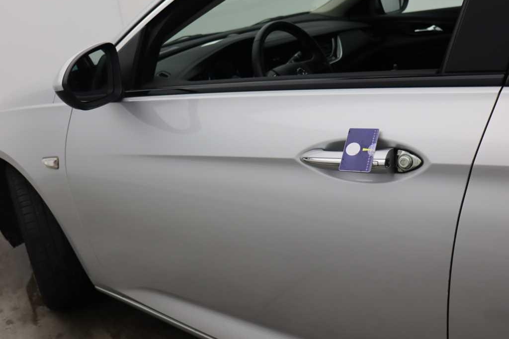 Opel Insignia Grand Sport 2018 фото 10