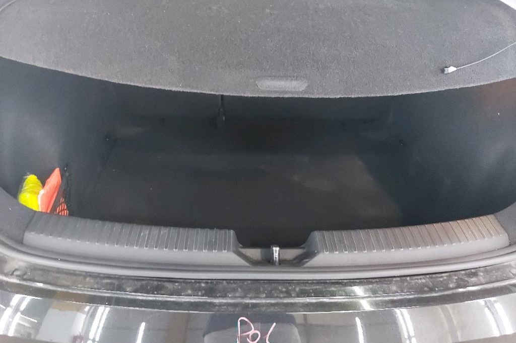 SEAT Leon 2019 photo 27