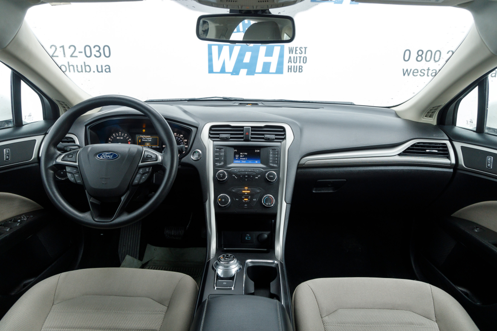 Ford Fusion S 2019 photo 12