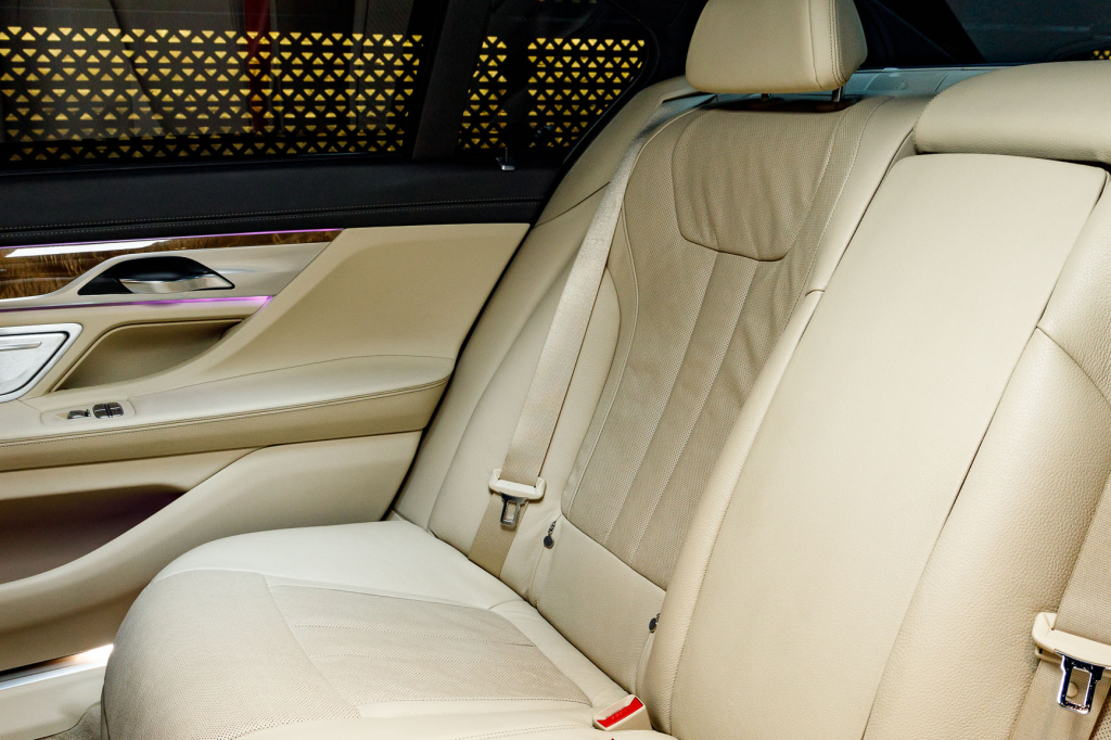 BMW 740 2016 фото 39