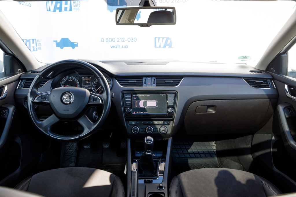 Skoda Octavia Laurin&Klement 2014 photo 32