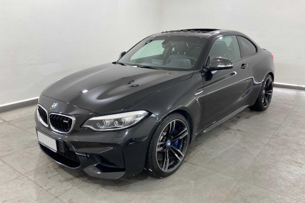 BMW M2 2018 фото 9