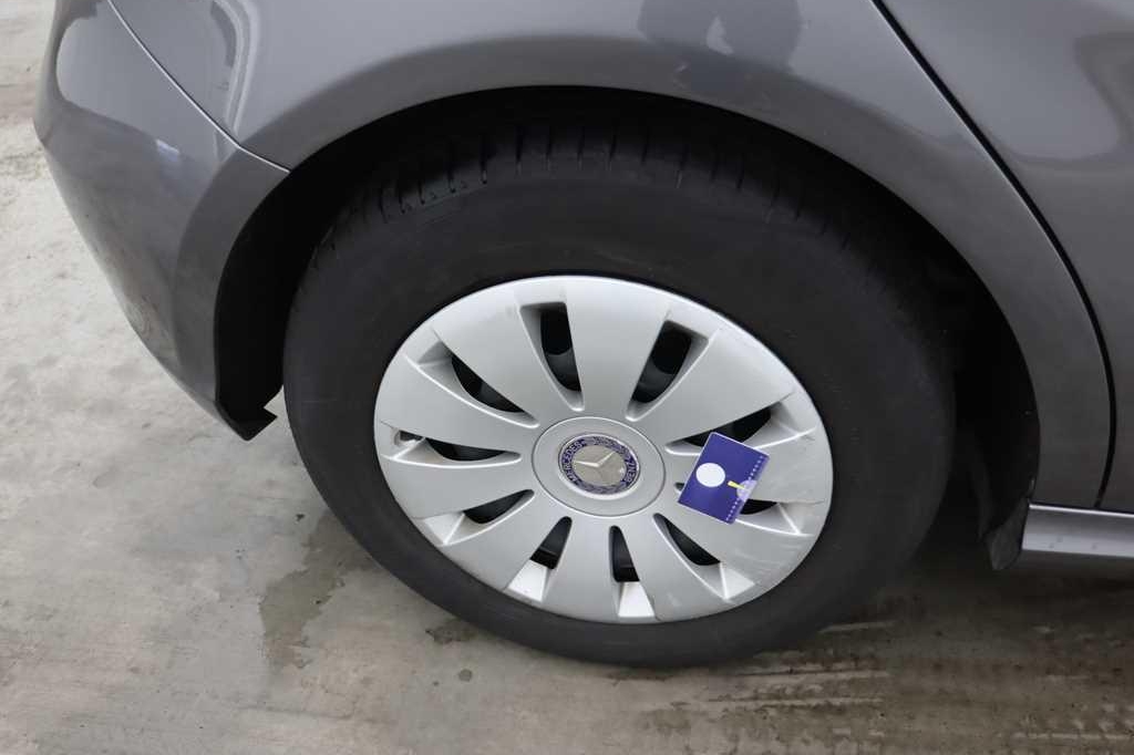 Mercedes-Benz A-Klasse 2017 фото 9