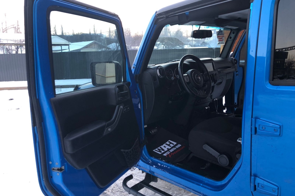 Jeep Wrangler 2015 photo 18