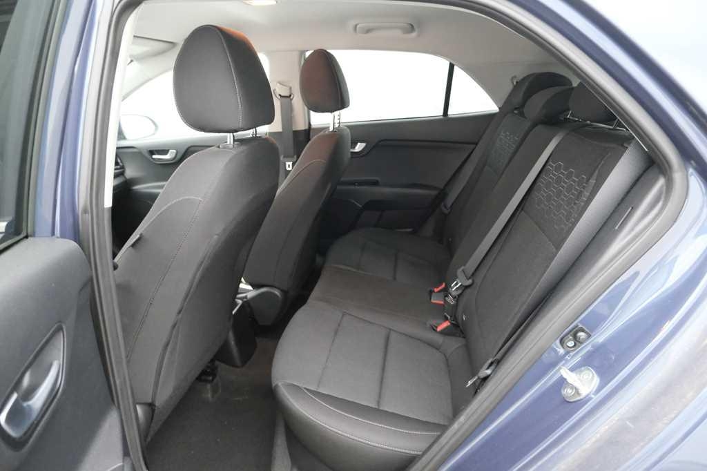 Kia Rio 2018 фото 3