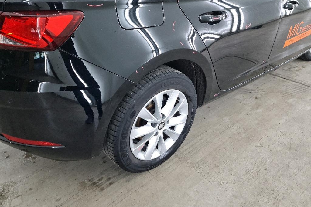 SEAT Leon 2018 фото 10