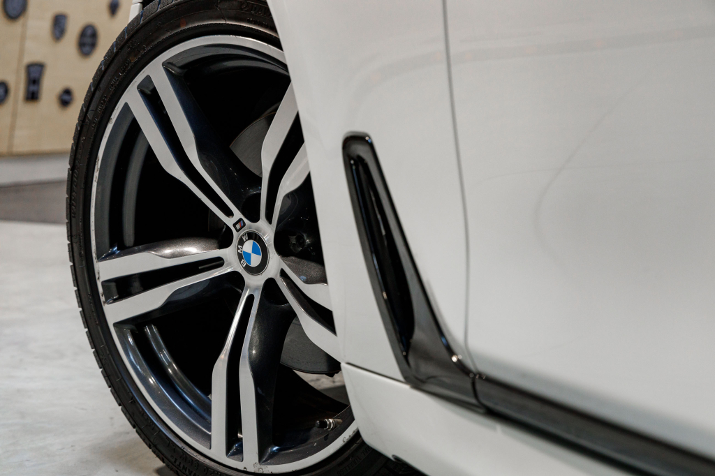 BMW 740 2016 фото 10