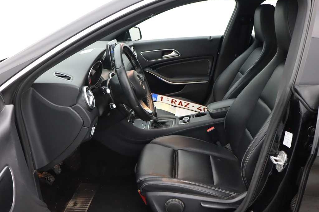 Mercedes-Benz CLA-Klasse 2016 photo 2