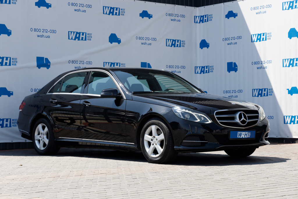 Mercedes-Benz  E220 2013 photo 3