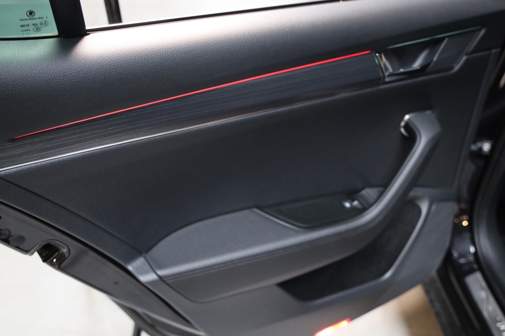 Skoda Superb 2022 фото 29