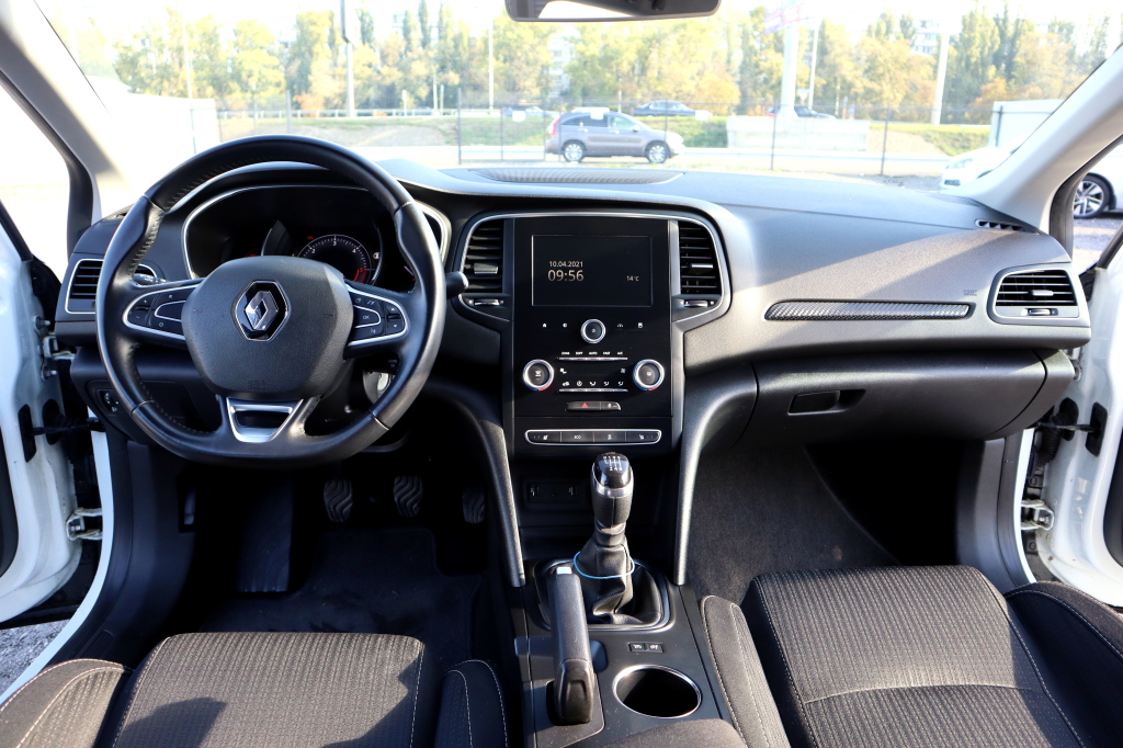 Renault Megane 2017 photo 16