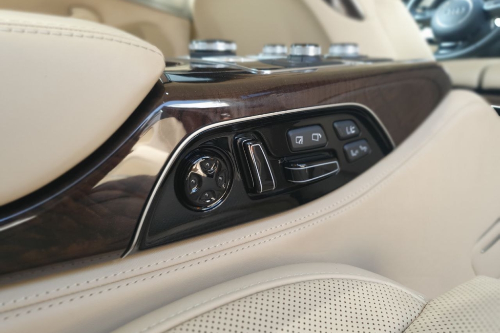 Audi A8 Long Security VR9 Quttro 2015 photo 21