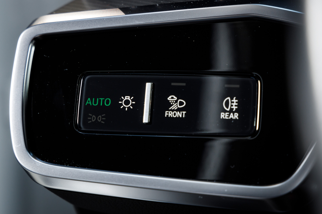 Audi A6 2019 фото 30