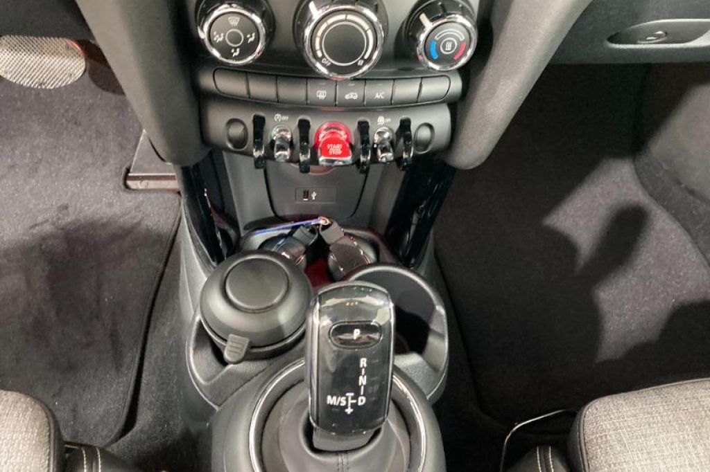 MINI Cooper Cabrio 2020 photo 7