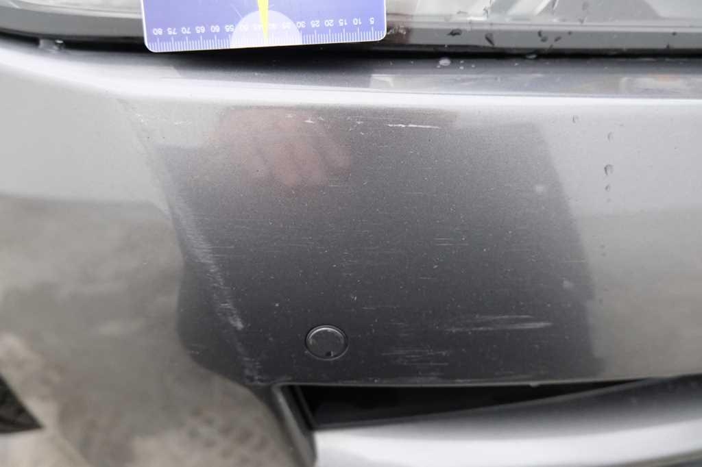 Jaguar XE 2015 фото 36