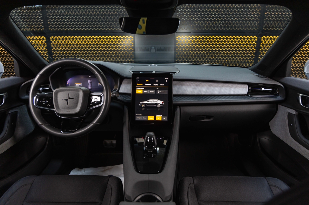 Polestar 2 2022 фото 19