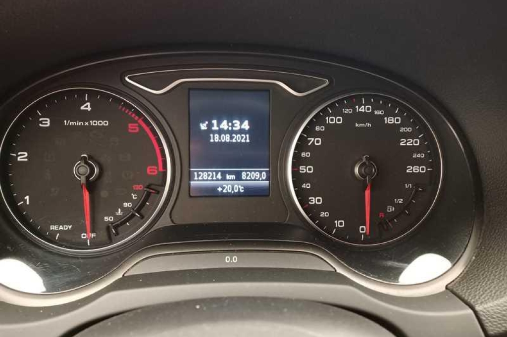 Audi A3 2017 фото 2