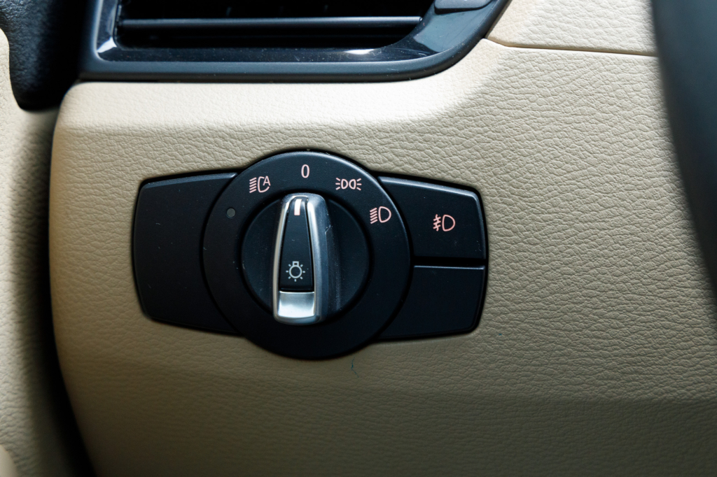 BMW X1 28I 2013 фото 13