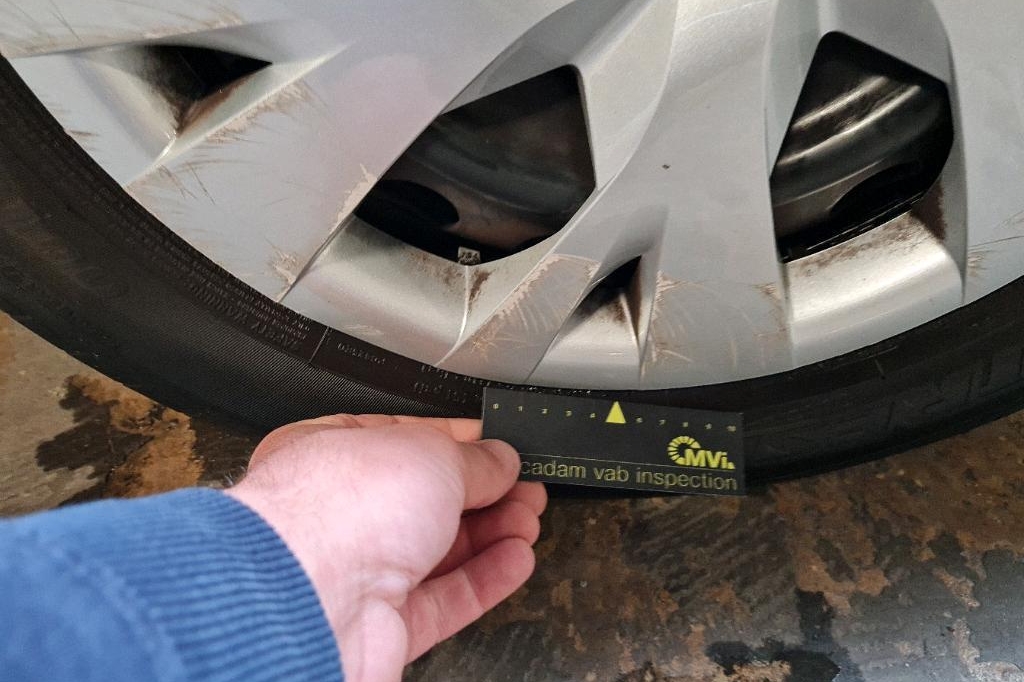 Toyota Yaris 2019 фото 16