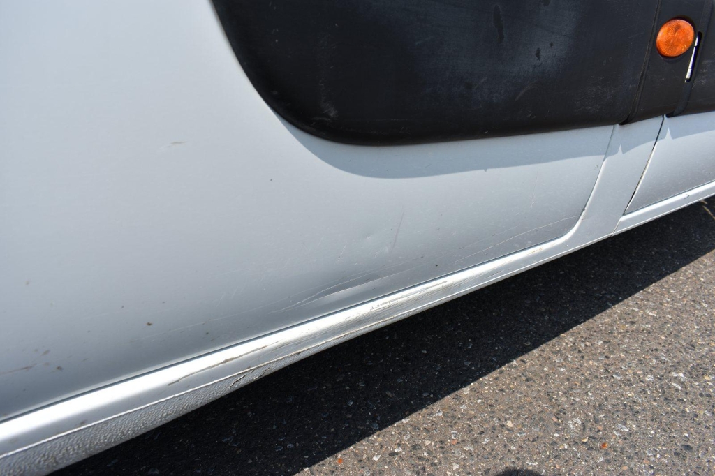 Renault Master Pritsche 2018 photo 16