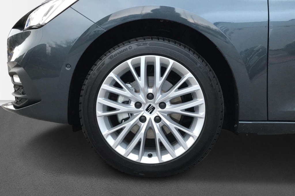 SEAT Leon 2020 фото 1