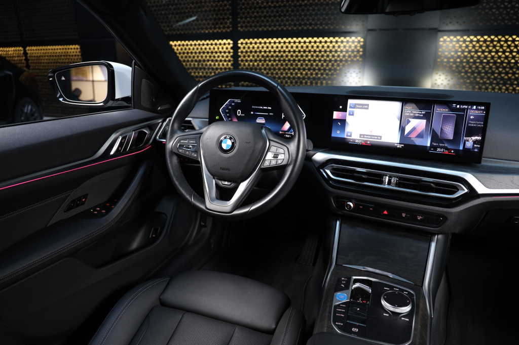 BMW i4 2023 фото 11