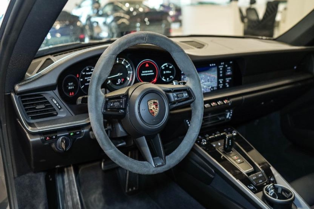 Porsche 992 2019 photo 3