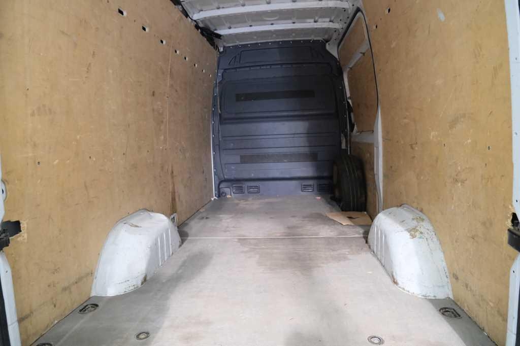 Mercedes-Benz Sprinter 2018 фото 43