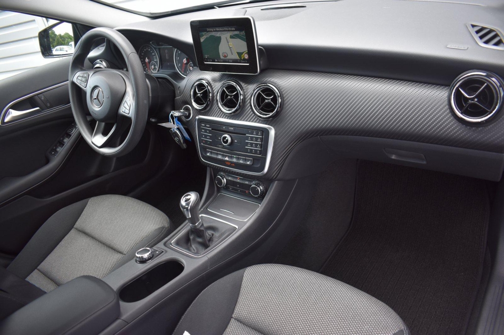 Mercedes-Benz GLA-Class 2019 фото 5