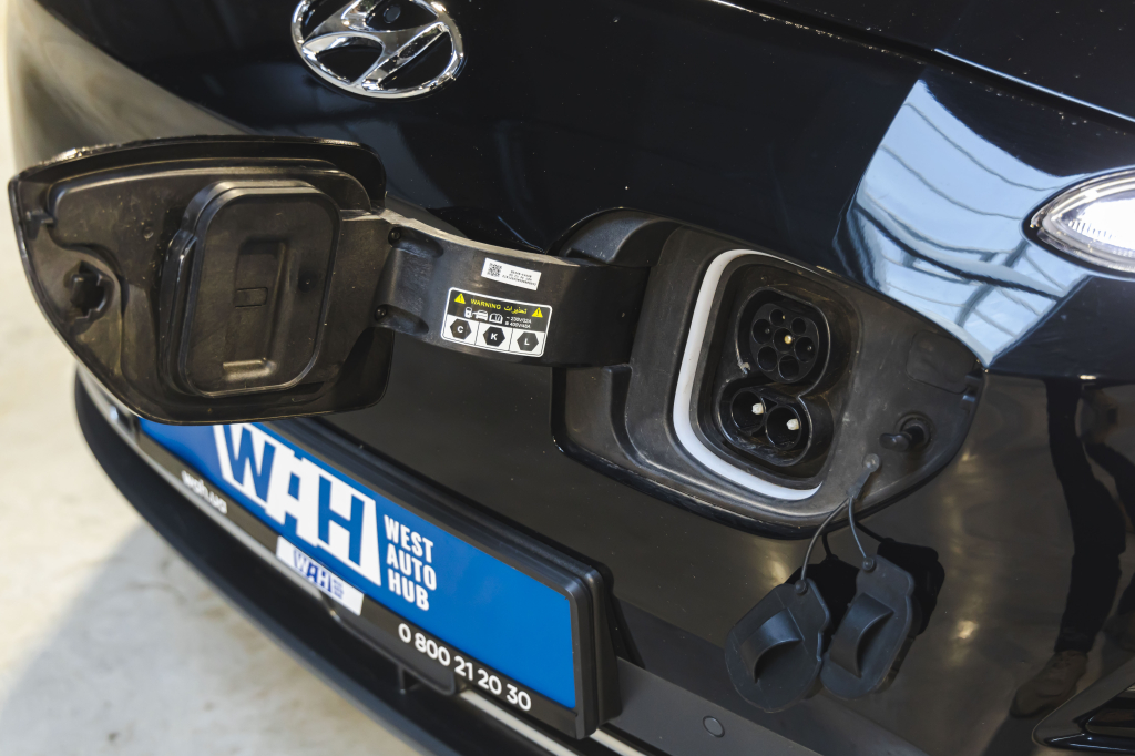 Hyundai Kona Electric 2021 фото 12