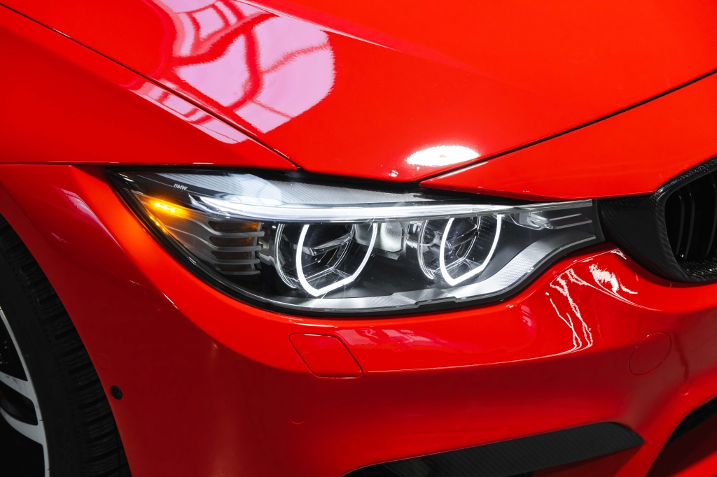 BMW M4 2015 фото 11