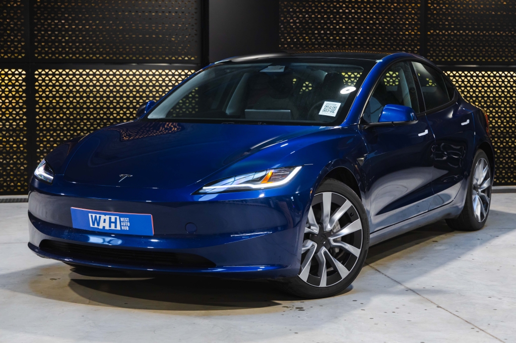 Tesla Model 3 2024 фото 1