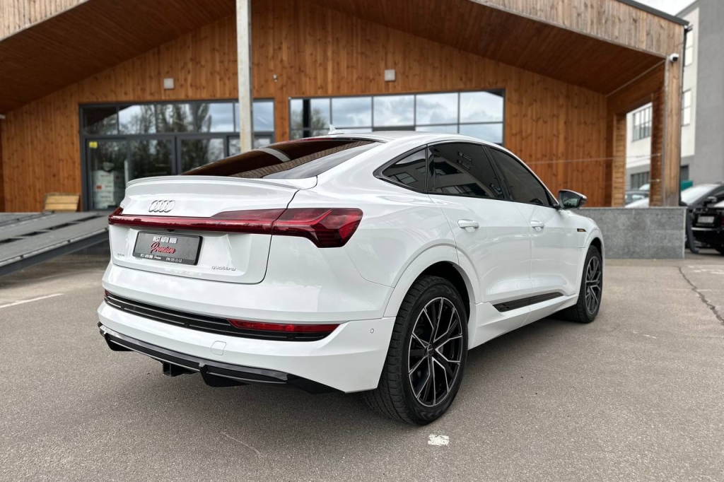 Audi e-tron Sportback 55 95kWh 2021 фото 6