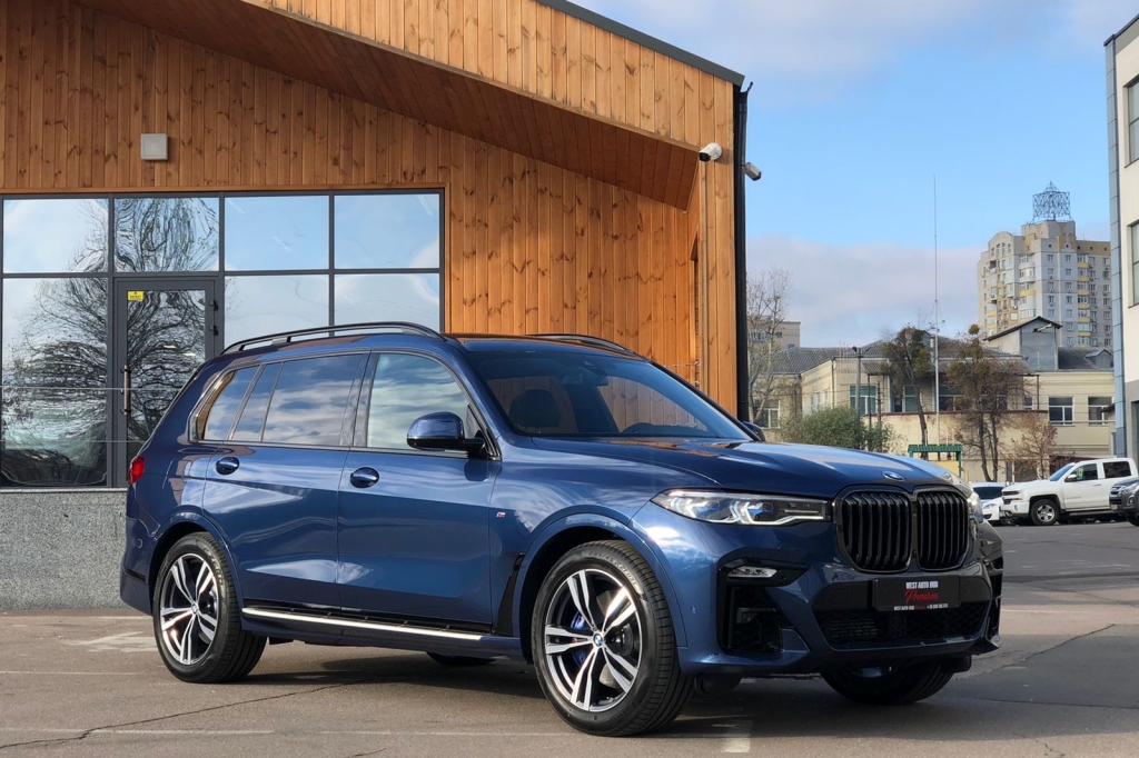 BMW X7 30D 2021 фото 3