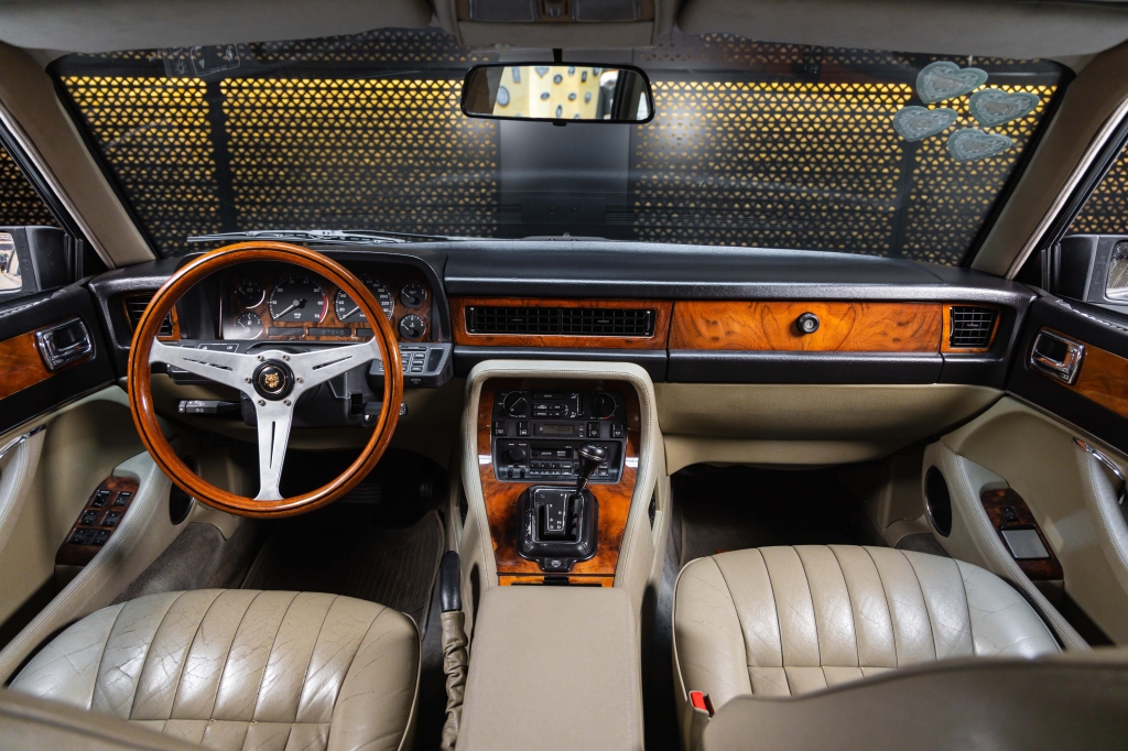 Jaguar XJ 1993 фото 23