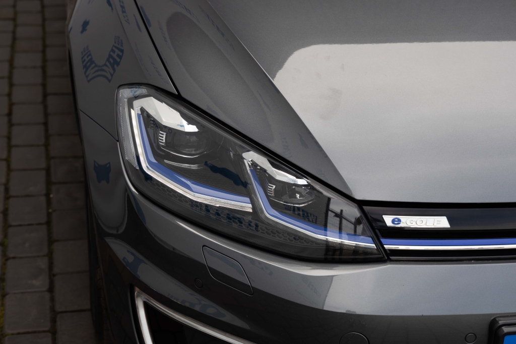 Volkswagen e-Golf 2018 фото 4