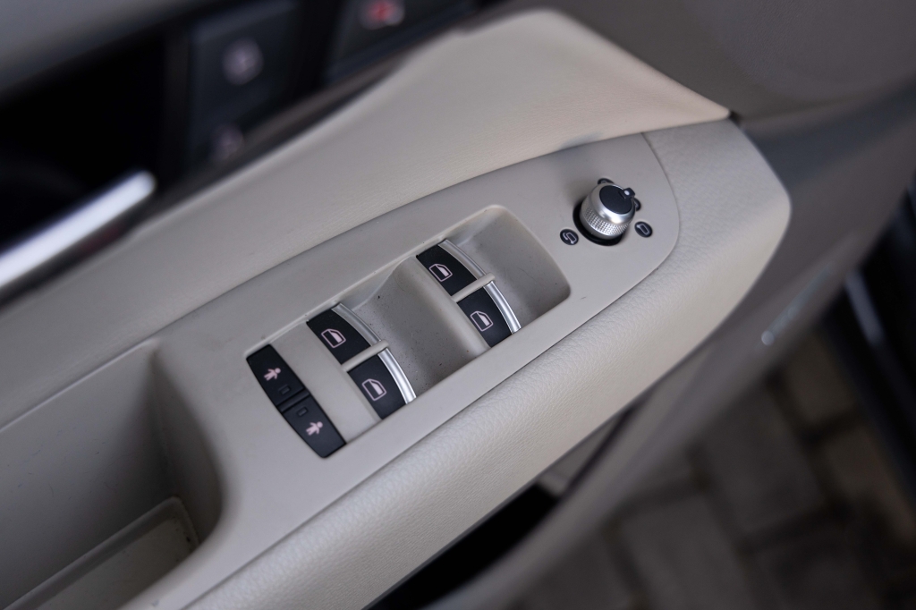 Audi Q7 Premium Plus 2015 фото 14