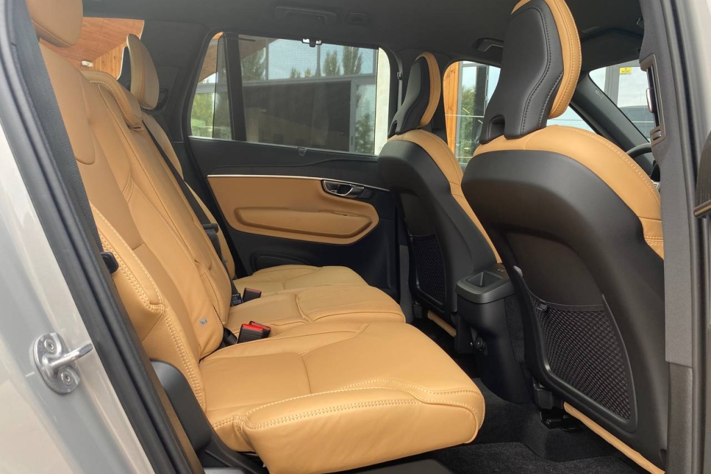 Volvo XC90 B5 AWD 2022 фото 15