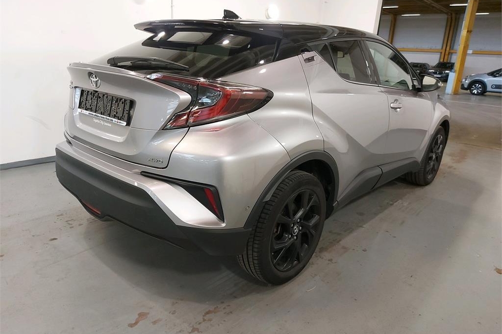 Toyota C-HR 2018 photo 4