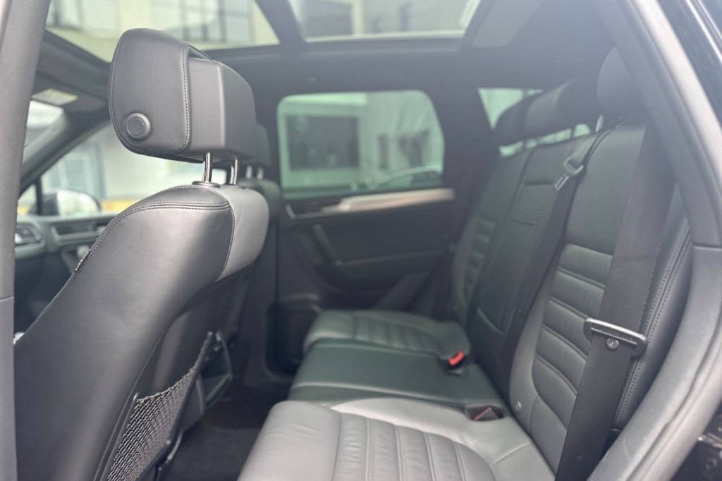 Volkswagen Touareg R-line 2015 фото 16