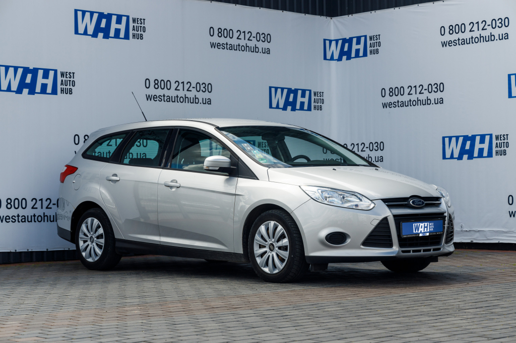 Ford Focus 2013 фото 2